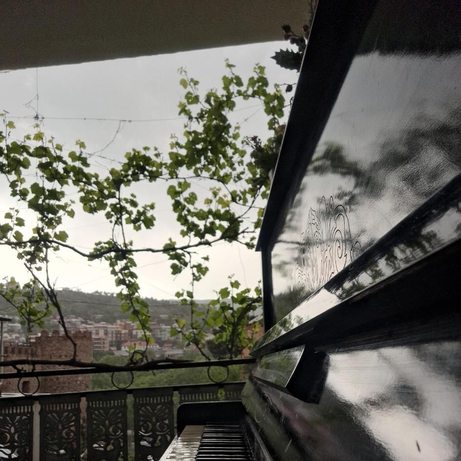 Apartment With A Nice Terrace In Old City Center Tbilisi Exterior foto